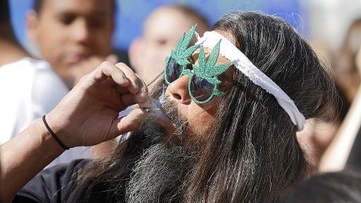 Blazing cannabis trail, US states eye tourism surge