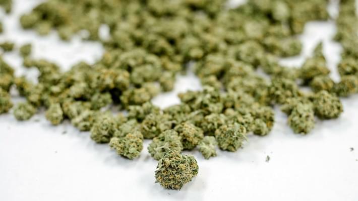 Council votes to approve lighter penalties for marijuana use, possession