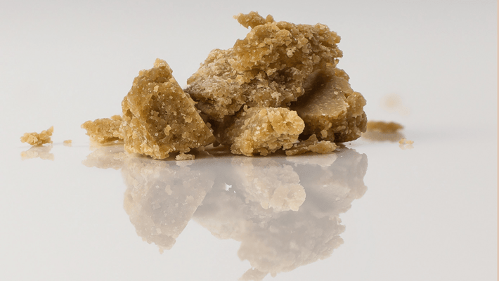 Dabbing Etiquette: 10 Tips to Remember When Taking a Dab