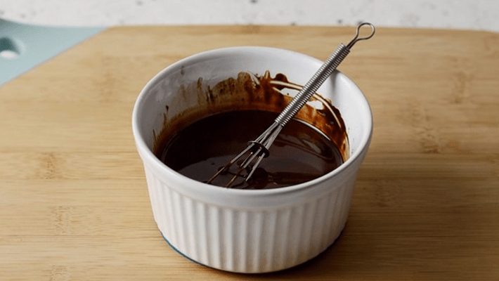 How to Make Cannabis-Infused Chocolate Body Paint: Marijuana Recipes