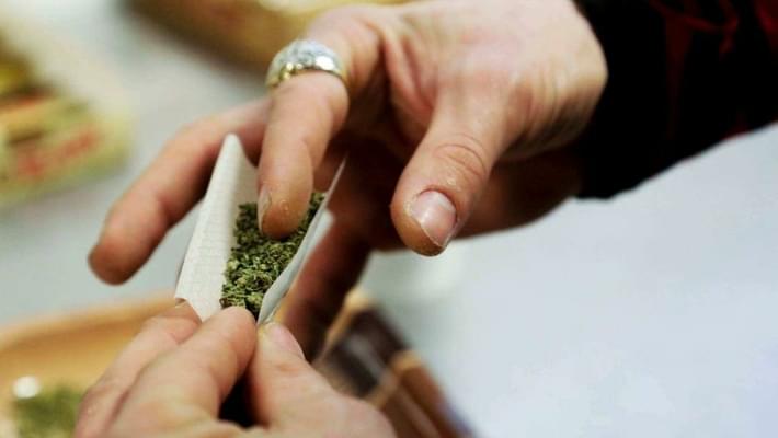 Legal marijuana sales in US 'bigger than dot-com boom'