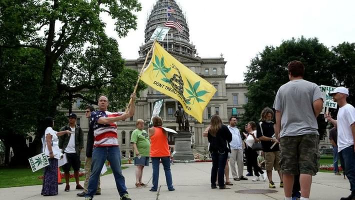 Marijuana ballot campaign urges Gov. Rick Snyder to veto 180-day signature bill