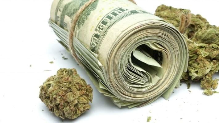 Medical marijuana to battle black market for customers in Illinois