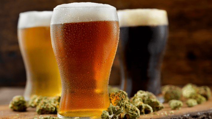 Should I Mix Weed and Alcohol? Learn How to Avoid a Woozy Crossfade