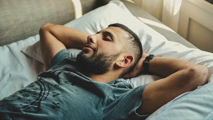 What Happens When You Sleep High? The Different Types of Sleep When You're High