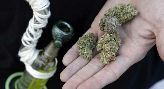 Bill to legalize marijuana in Maine falters in committee