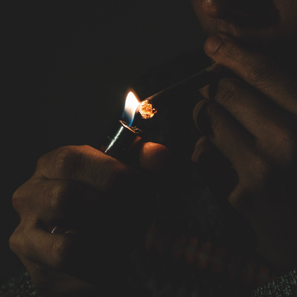 What is Hotboxing? Top 4 Things to Know About Hotboxing