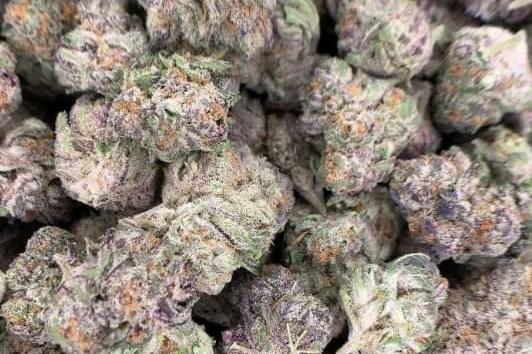 $220 for 1oz exotic &1oz top shelf +1/2 shake