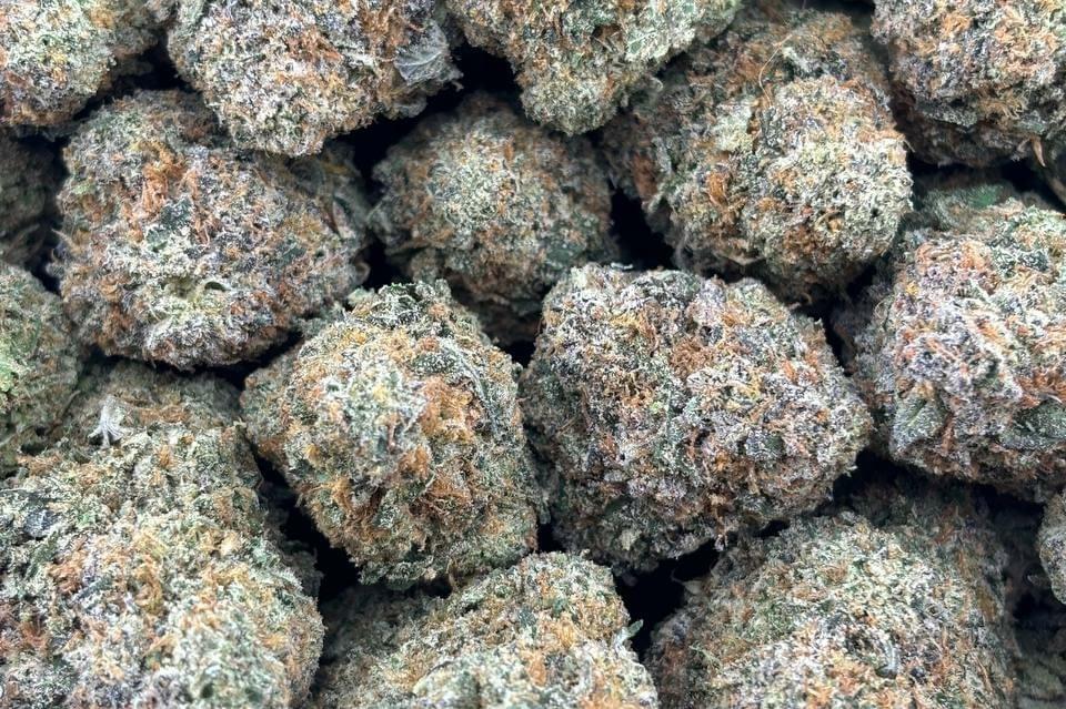 5 oz Top shelf + 5 Oz AAA+ Indoors - 999