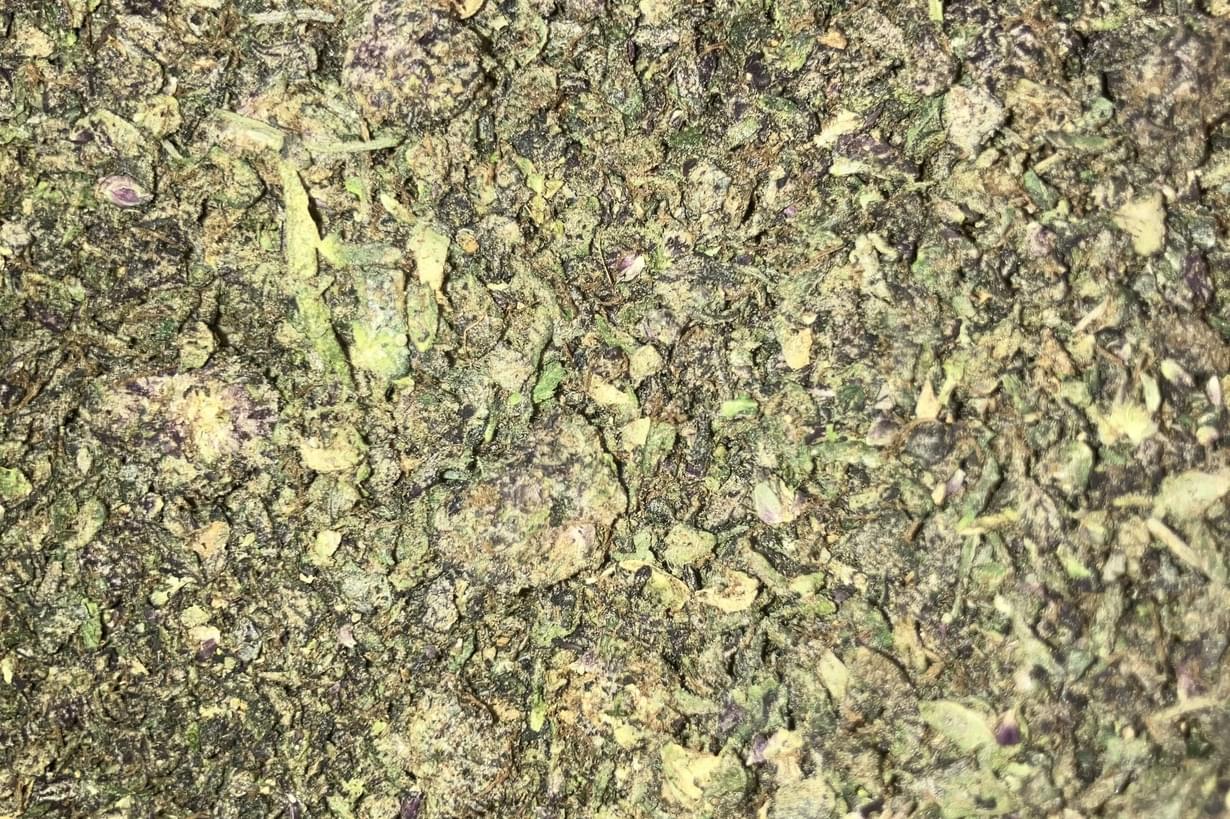 $200 for 4oz exotic shake with 2prerolls