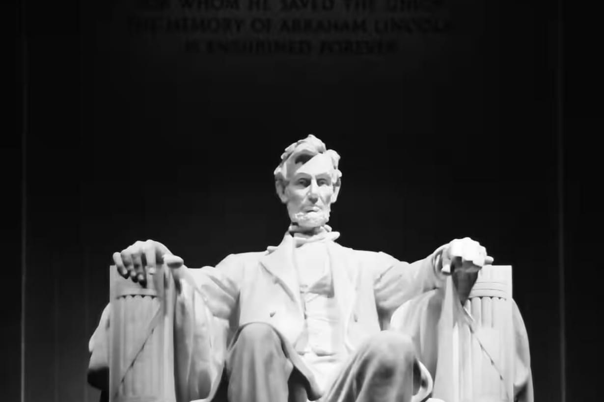 - 2oz Premium Flower + 1oz Shake Gift - $200