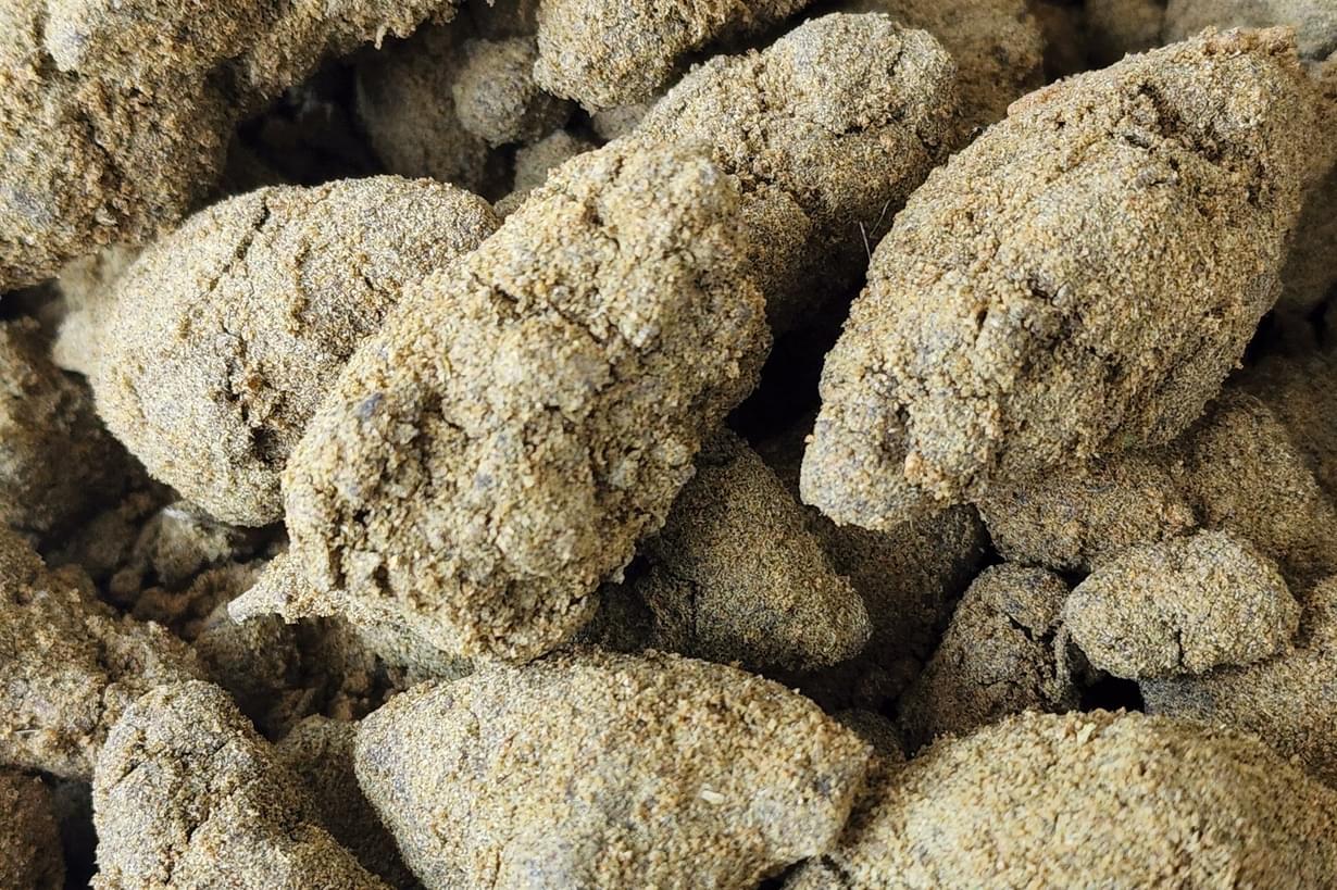 1 OZ MOON ROCK FOR $160