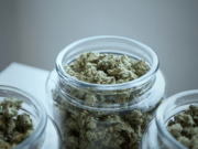 $200 – 2oz Top Shelf + 1oz Exotic Shake + 5