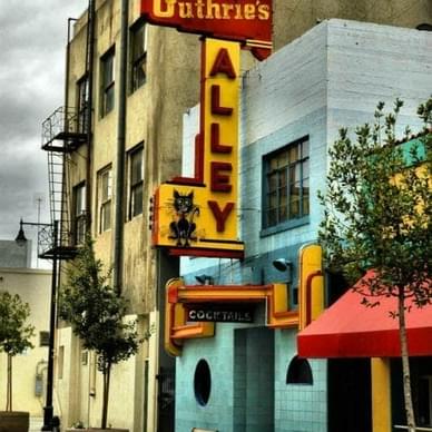 Gutherie's Alley Cat