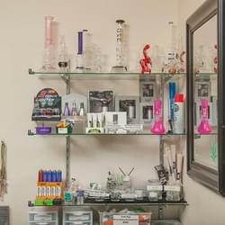 dispensary-denver-lightshade-peoria-7.jpg