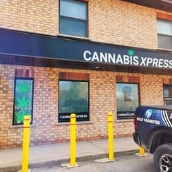 CANNABIS XPRESS - Uxbridge - Exterior #2.jpg