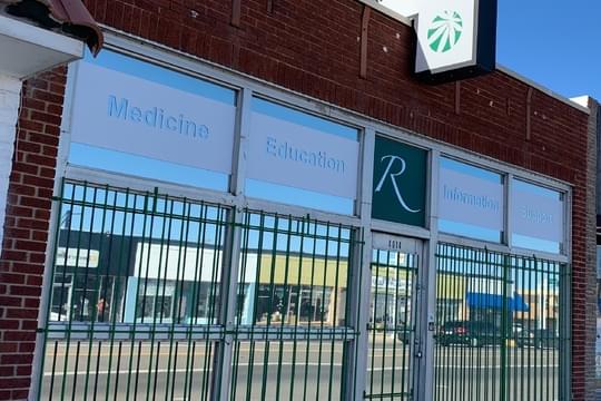 R Greenleaf Nob Hill