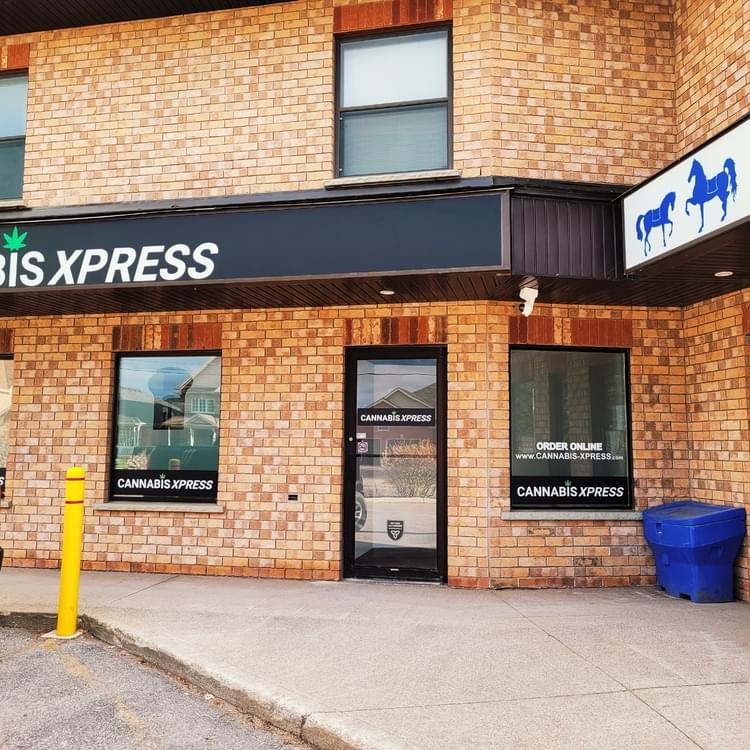 CANNABIS XPRESS - Uxbridge - Exterior #3.jpg