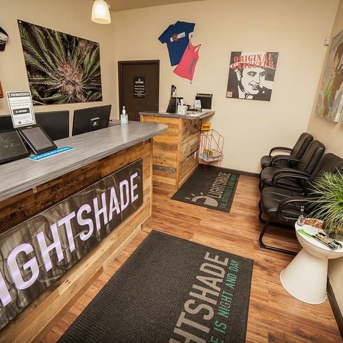 dispensary-denver-lightshade-peoria-2.jpg