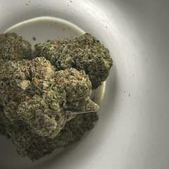 All Designer Center {1 Oz=$200} {1/2 =$120} {7g=$85} {3.5g=$65}