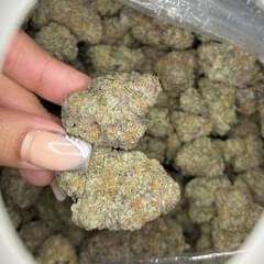 STRAWBERRY CHEESECAKE