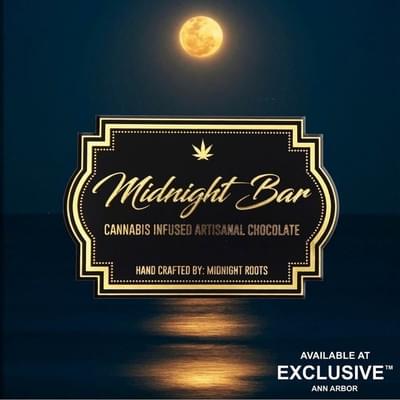 Midnight Roots Chocolate Bars 185mg - Strawberry Milkshake
