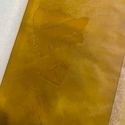 Wedding cake shatter